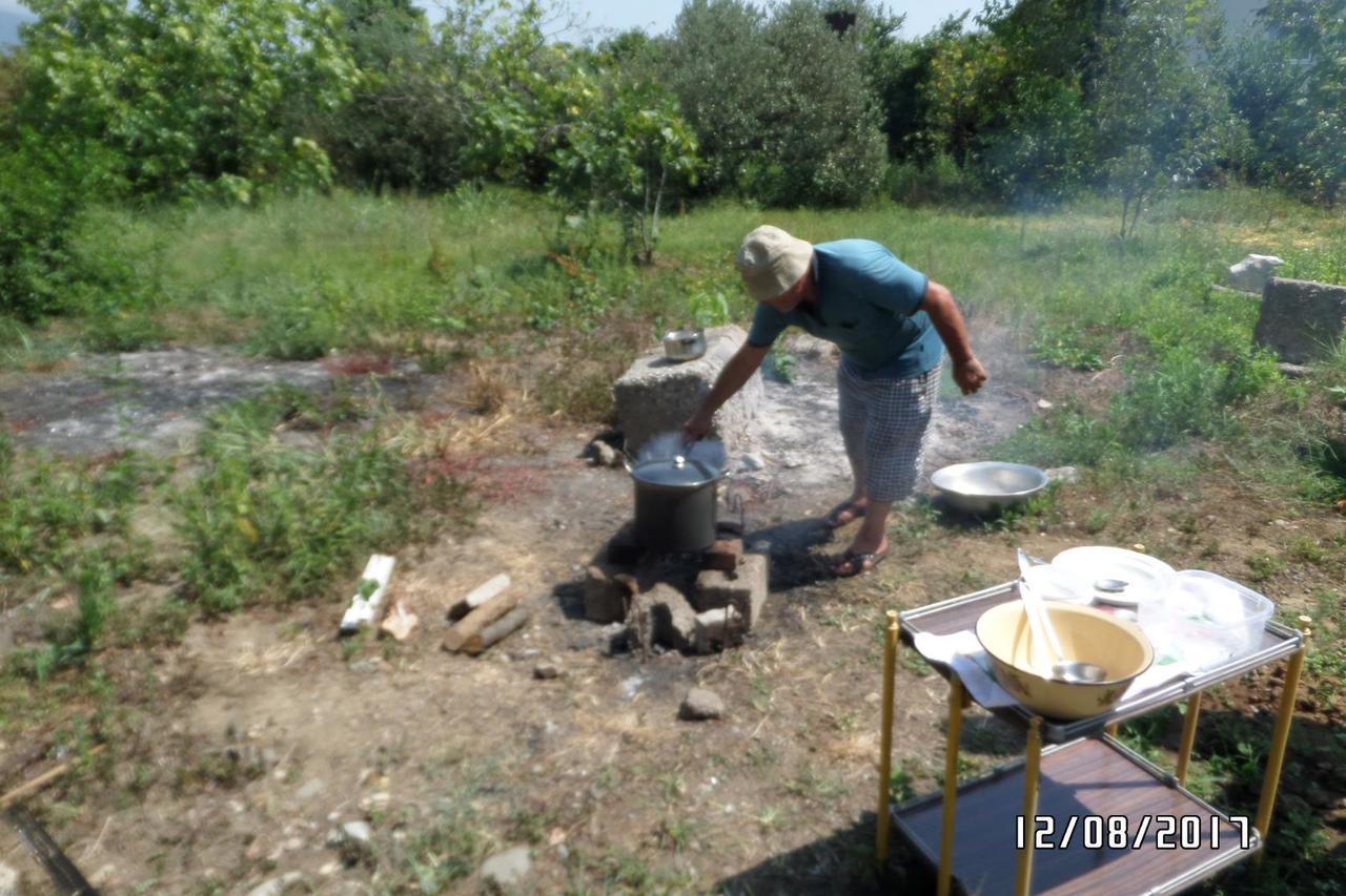 U Vili Ξενοδοχείο Πιτσούντα Εξωτερικό φωτογραφία